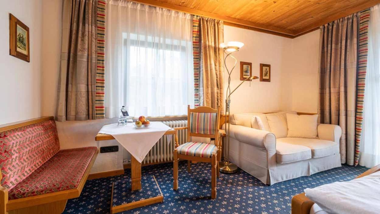 Hotel Alpina 하그나우 외부 사진