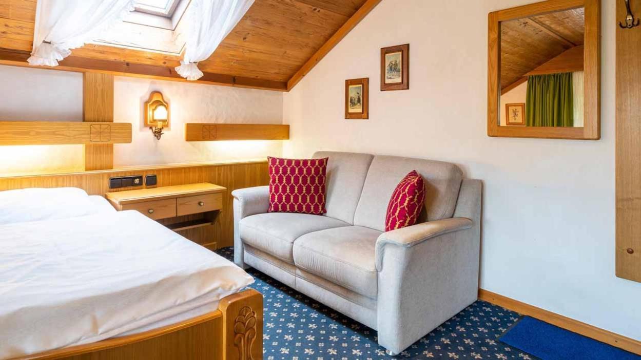Hotel Alpina 하그나우 외부 사진